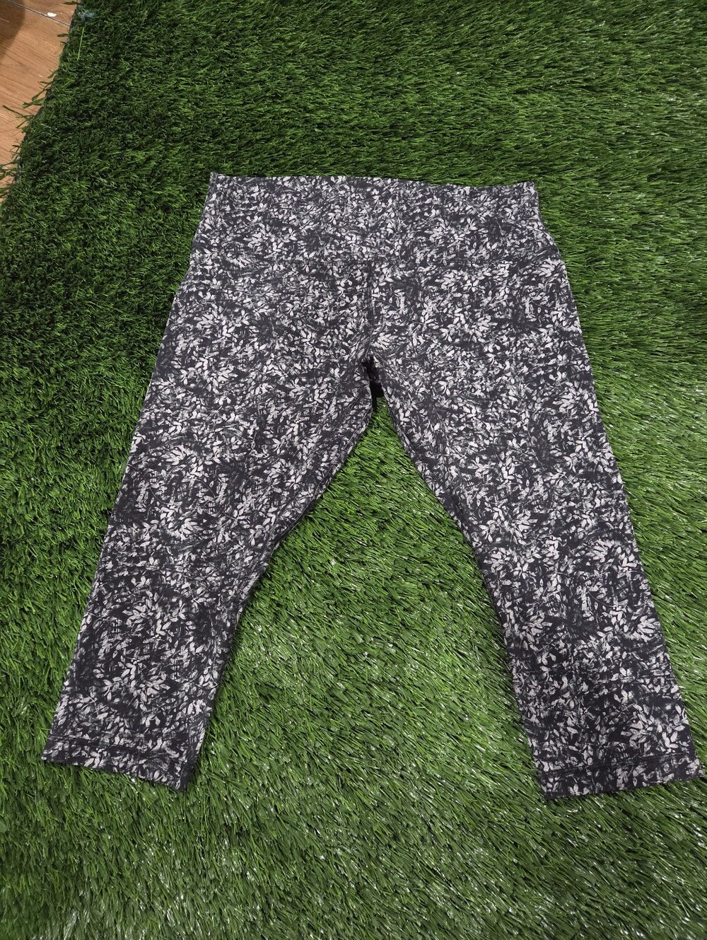 Lululemon Capri Leggings